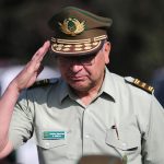 Cadem: Un 45% cree que el general Ricardo Yáñez “debería mantenerse en su cargo hasta que termine su periodo”