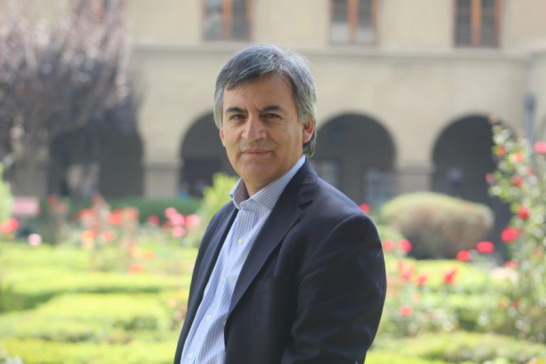 César Díaz, director de la Escuela de Lenguaje USS: "El carisma de García Márquez perdura en su narrativa"