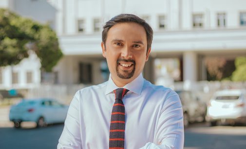 Gobernador de Ñuble sobre muertes por influenza: "No se observaba antes que los fallecimientos estuvieran centrados en personas tan jóvenes"