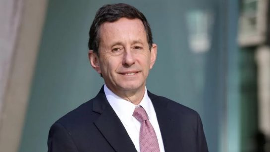 José de Gregorio valora cambio de Gobierno de 'condonación' a 'solución' del CAE: "Le permite navegar en el conflicto con su coalición, que no ha sido capaz de modernizarse a la velocidad de ellos"