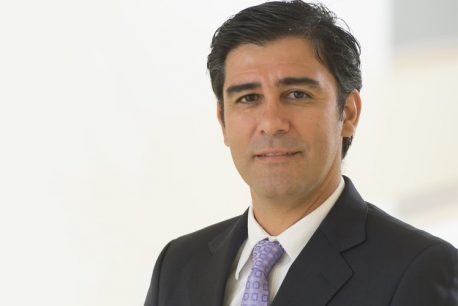 Economista Juan Pablo Medina destacó el impacto del precio del cobre en diversos sectores de la economía