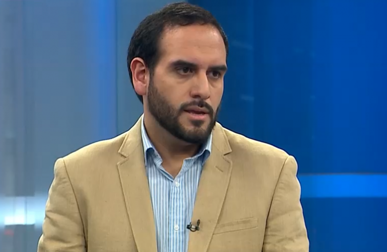 Concejal de Recoleta, Felipe Cruz (RN): "El alcalde Jadue no está en prisión preventiva por lindo"