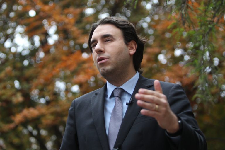 Vlado Mirosevic: “La visión del Partido Comunista no ha fijado la política internacional del Gobierno"
