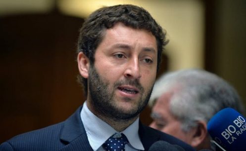 Diputado Coloma (UDI): “Tenemos una ministra del Interior que quiere ser candidata presidencial (...) ¿Dónde está su concentración?"