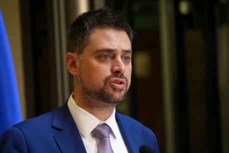 Diputado Manouchehri (PS) por caso Hermosilla: “Espero que pague con cárcel. Está en juego la credibilidad del sistema”