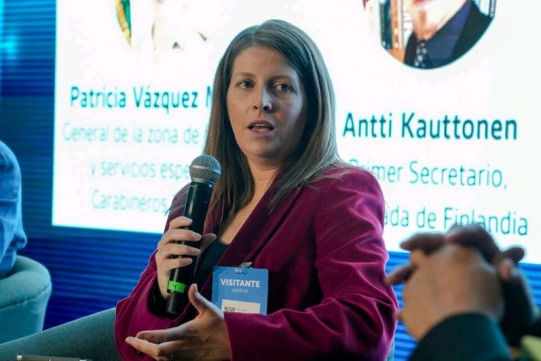 Pilar Lizana de AthenaLab: "No podemos tener a un ministro hablando de que no hay una crisis (de seguridad) y a otro que sí"
