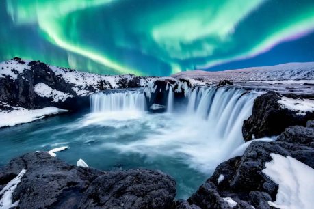 Aventura Nórdica: Condiciendo el fin del mundo en Islandia