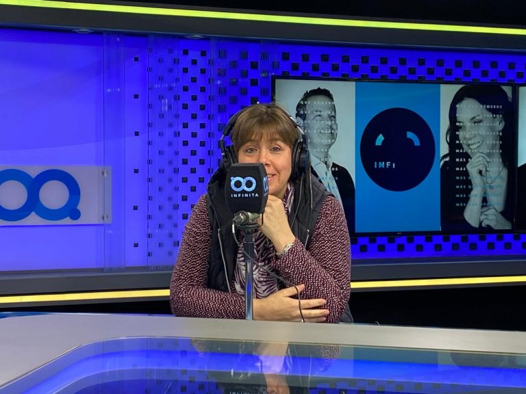 Directora Ejecutiva del Consejo del Salmón acusa que reportaje del NYT sobre la industria salmonera chilena "no es neutro"