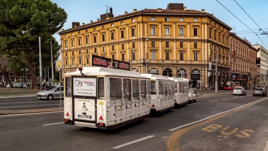 Bolonia y Sicilia: Las Joyas Ocultas de Italia