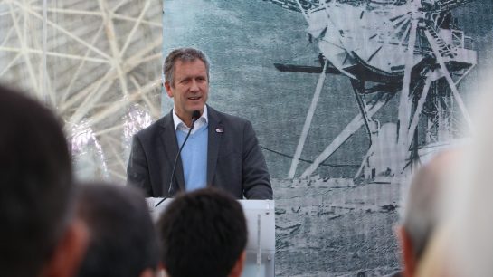 Ministro Muñoz recomienda "tratar de buscar un retorno distinto que el día domingo 22" tras las Fiestas Patrias