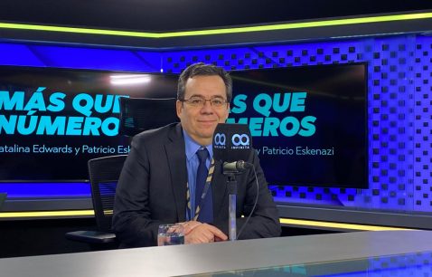 Consejero del BC, Luis Felipe Céspedes, descarta un cambio de tono entre reuniones: "Es lo que deben hacer los bancos centrales"