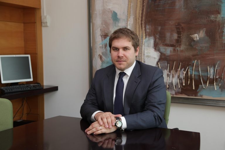 Nathan Pincheira, economista jefe de FYNSA, tras elecciones municipales: "El mercado se encuentra bastante cauto"