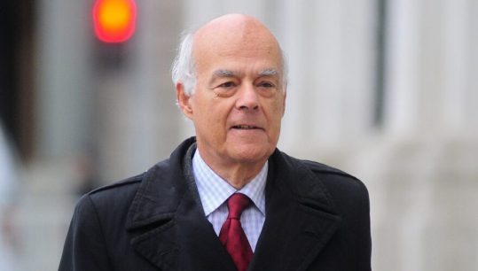 Joseph Ramos nos cuenta todos los detalles de su libro 'Economía Humanista'