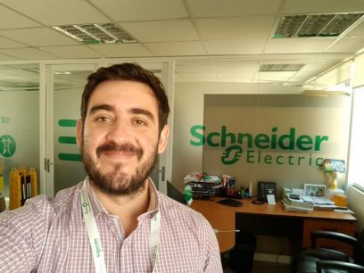 Orlando Lara de Schneider Electric nos explicó la importancia de la sustentabilidad en el desarrollo de Chile