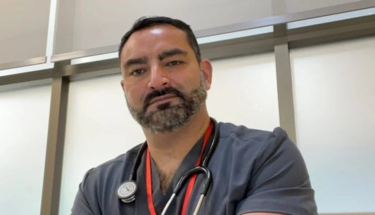 Doctor Michel Serri por aumentos de diagnósticos de paciente VIH: "Nos estamos relajando en la medida de prevención"