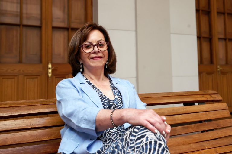 Resultados PAES: Directora del DEMRE tilda de "terrible" y "dolorosa" la brecha entre colegios particulares y públicos