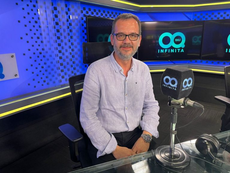 ¿Qué hacen y cuánto gastan los chilenos en vacaciones?