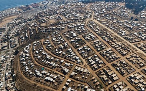 Delegada del Minvu en San Antonio y situación de Megatoma: "Desalojar a 4 mil personas es una ardua tarea"