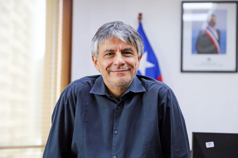 Megacorte de luz: Subtel apunta a actualizar la regulación para asegurar el uso de redes en emergencias