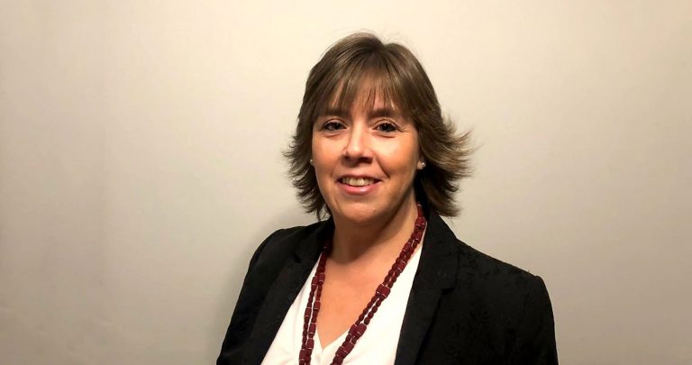 Directora ejecutiva del Consejo del Salmón por aranceles de Trump: "La llave para hacernos cargo de esto la tenemos en Chile"