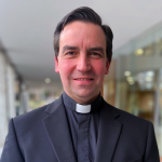 Teólogo de la Universidad Católica: "El Papa Francisco se mostró siempre como un hombre muy sencillo"