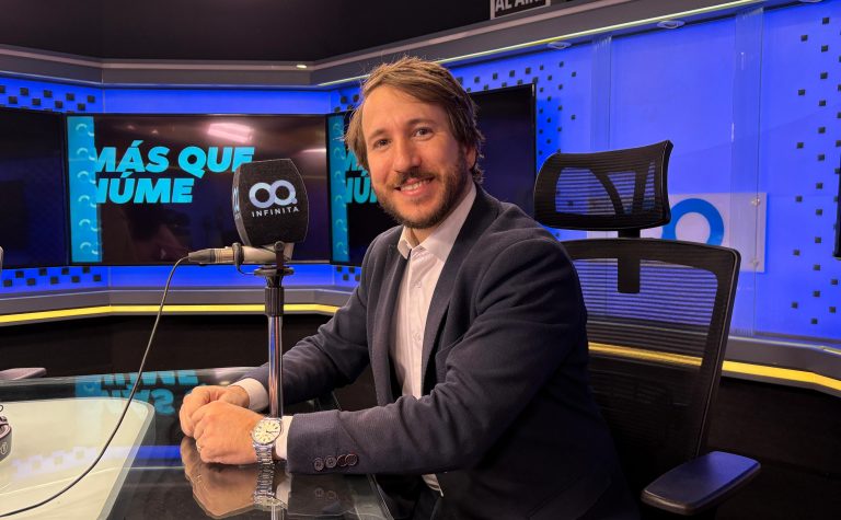 Gabriel Halpern, autor del libro “Acoso laboral en Chile”, analizó la Ley Karin a casi un año de su implementación