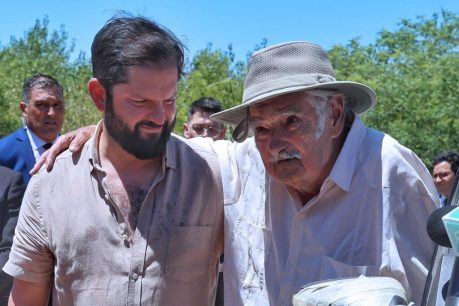 El sentido mensaje del Presidente Boric tras muerte de José “Pepe” Mujica: “Te vas físicamente, pero te quedas para siempre”