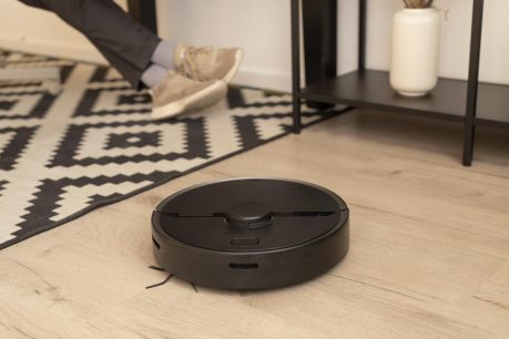 ¿Vale la pena tener una aspiradora robot? Estas son sus ventajas y limitaciones