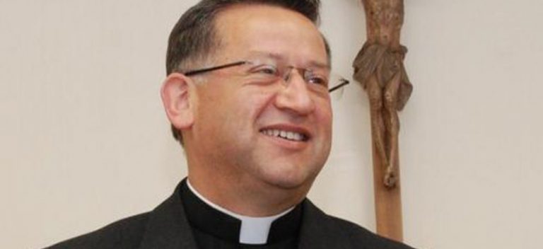 Monseñor René Rebolledo analiza la proclamación de Robert Prevost como nuevo Papa