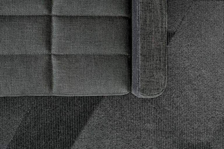 El encanto bajo tus pies: Las alfombras nórdicas conquistan los hogares