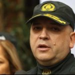 Renuncia director de Gendarmería tras polémica por traslado de su hermano