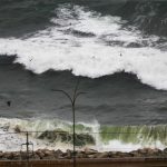 Fuertes vientos y marejadas con olas de hasta 4 metros: Jaime Leyton explica el fenómeno que afecta a la costa de la zona central