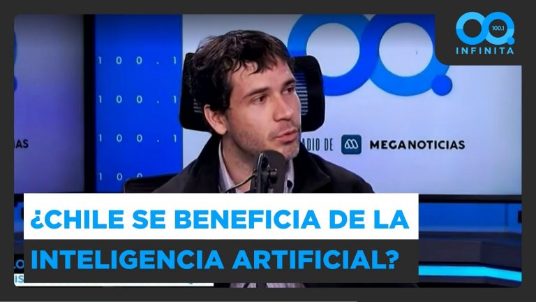 "Muchas compañías están mejorando procesos": Economista Gonzalo Reyes sobre inversión en IA