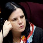Ofensiva contra Contraloría: Exministra Steinert exige revertir fallo y afirma que hay “graves errores jurídicos”