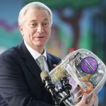 Presidente Kast promulga la ley Escuelas Protegidas y defiende la revisión de mochilas: “El que nada hace, nada teme”