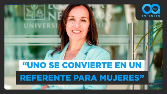"Es increíble esta sinergia de que más mujeres vienen a la academia": Leslier Valenzuela, directora de la Escuela de Pregrado FEN