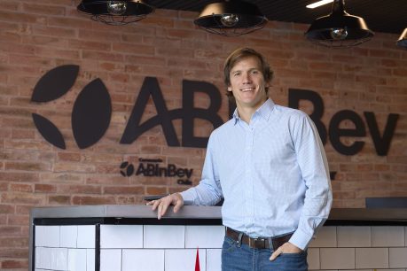 "Activar el Encuentro es activar economía y la vida social": la apuesta de AB InBev en apoyo a bares y pymes