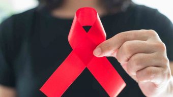 ¿Un síntoma de la falta de Educación Sexual Integral?: ISP informó un aumento de los casos de VIH en Chile en 2022