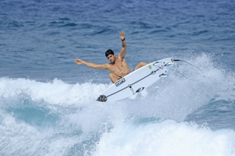 ¡El surf chileno estará en Tokio!: Manuel Selman ganó cupo olímpico en Mundial de El Salvador
