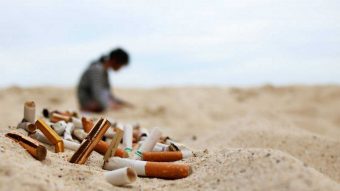 Comisión de Medio Ambiente aprueba prohibición de fumar en playas, ríos y lagos
