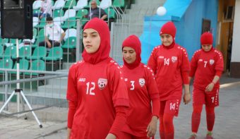 El Reino Unido acogerá a selección afgana de fútbol femenino y a sus familias
