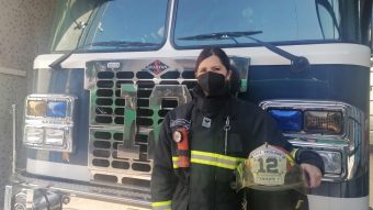 Una nueva líder en el cuerpo: Carolina Lazo será la primera capitana de bomberos en Santiago