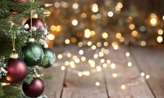 ¿Las luces navideñas y adornos metálicos interfieren en tu red wifi? La respuesta es SÍ