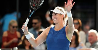 Tremendo debut: La tenista chilena Alexa Guarachi triunfo en su primer partido en el abierto de Australia