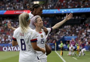 "Nos hace sentir valoradas y respetadas": Selección Femenina de fútbol de Estados Unidos ganará lo mismo que la masculina