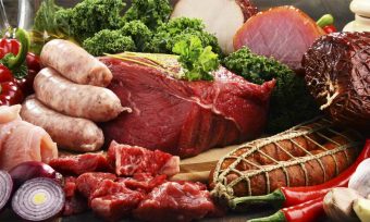 ¿Quieres vivir más? Estudio asegura que consumir menos carne roja prolonga la vida