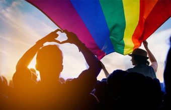 Un paso para atrás: Singapur rechaza modificar ley que sentencia con pena de cárcel a hombres homosexuales