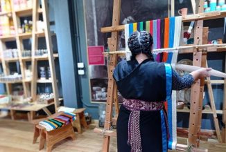 Podría ser el primer récord mundial mapuche: Mujeres realizarán el telar más largo del mundo