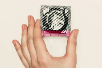 No deben ser utilizados: ISP decreta cese de distribución para preservativos masculinos