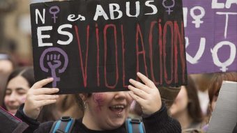 El consentimiento en fundamental: España aprueba nueva ley del "Sí, sólo sí" sobre libertad sexual